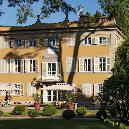 Coselli 's Collection. Luxury Villa Capannori